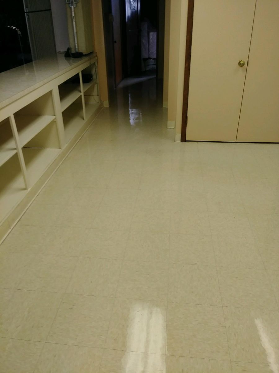 Commercial Floor Cleaning In Cleveland Oh Carpet Cleaning Floor Stripping Waxing Tile And Grout Cleaning Pressure Washing Floor Maintenance Cheetah Floor Systems Inc