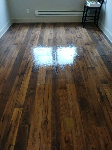 Floor Cleaning in Cleveland, OH (3)