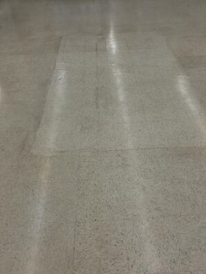 Before & After Commercial Floor Cleaning in Lakewood, OH (2)