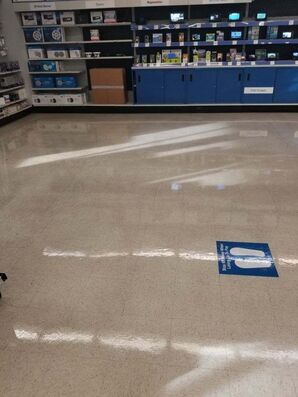 Before & After Commercial Floor Cleaning in Lakewood, OH (5)